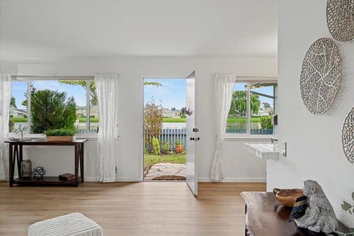 1-3125 Los Prados St, San Mateo, CA, 94403 | Card Image