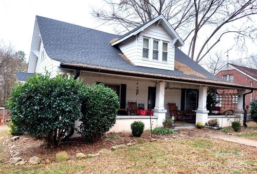 623 4th Ave Sw, Hickory, NC, 28602-2810 | Card Image