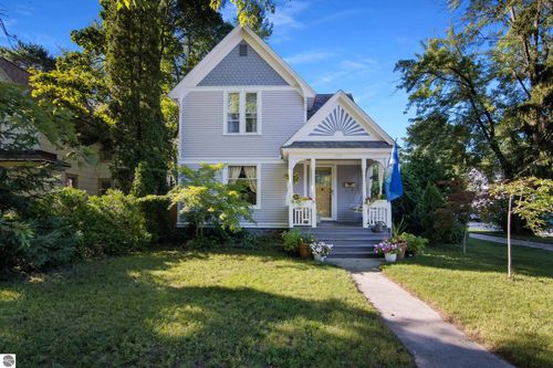 541 Seventh Street, Traverse City, MI, 49684 | Card Image