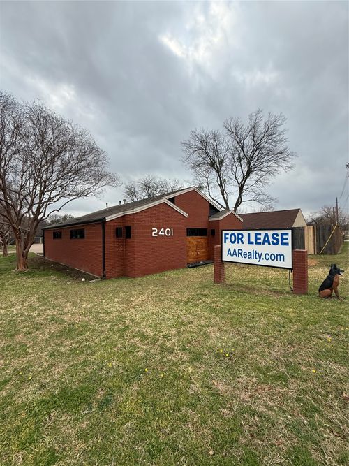 2401 W Green Oaks Blvd, Arlington, TX, 76016-1224 | Card Image