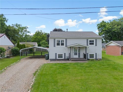 2201 Cambridge Ave Se, Massillon, OH, 44646-7010 | Card Image