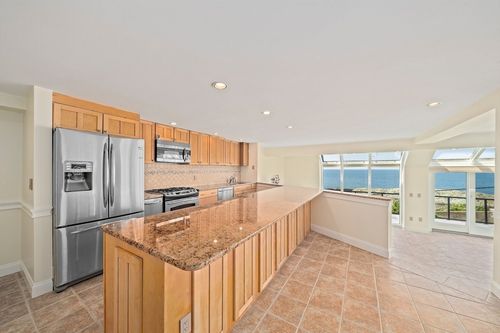 25-25 Oceanside Dr, Hull, MA, 02045-3260 | Card Image