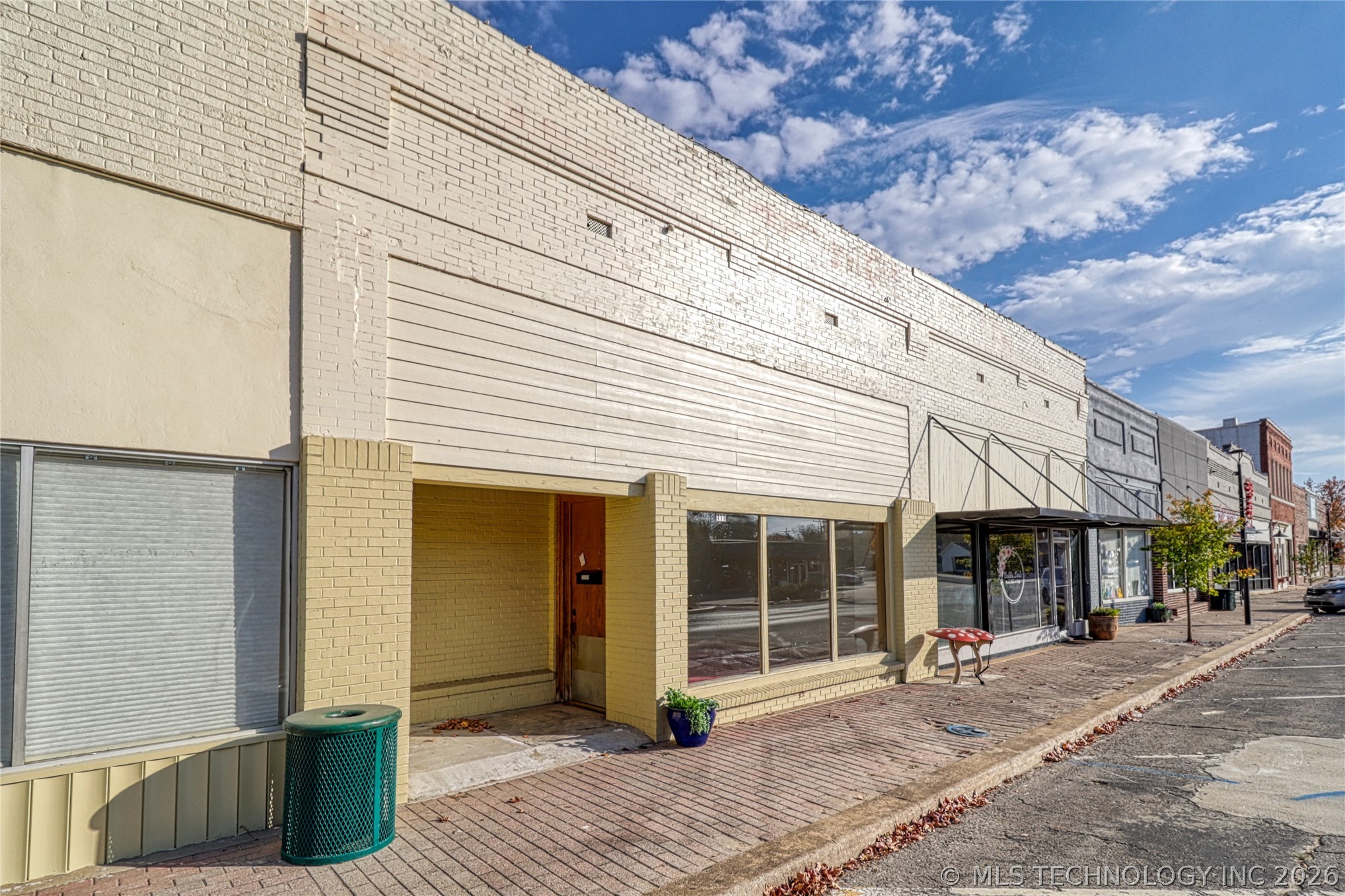 111 S Main St, Eufaula, OK 74432