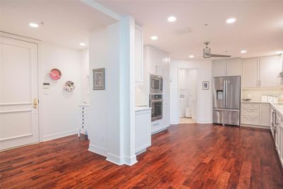 Entry/Kitchen | Image 3