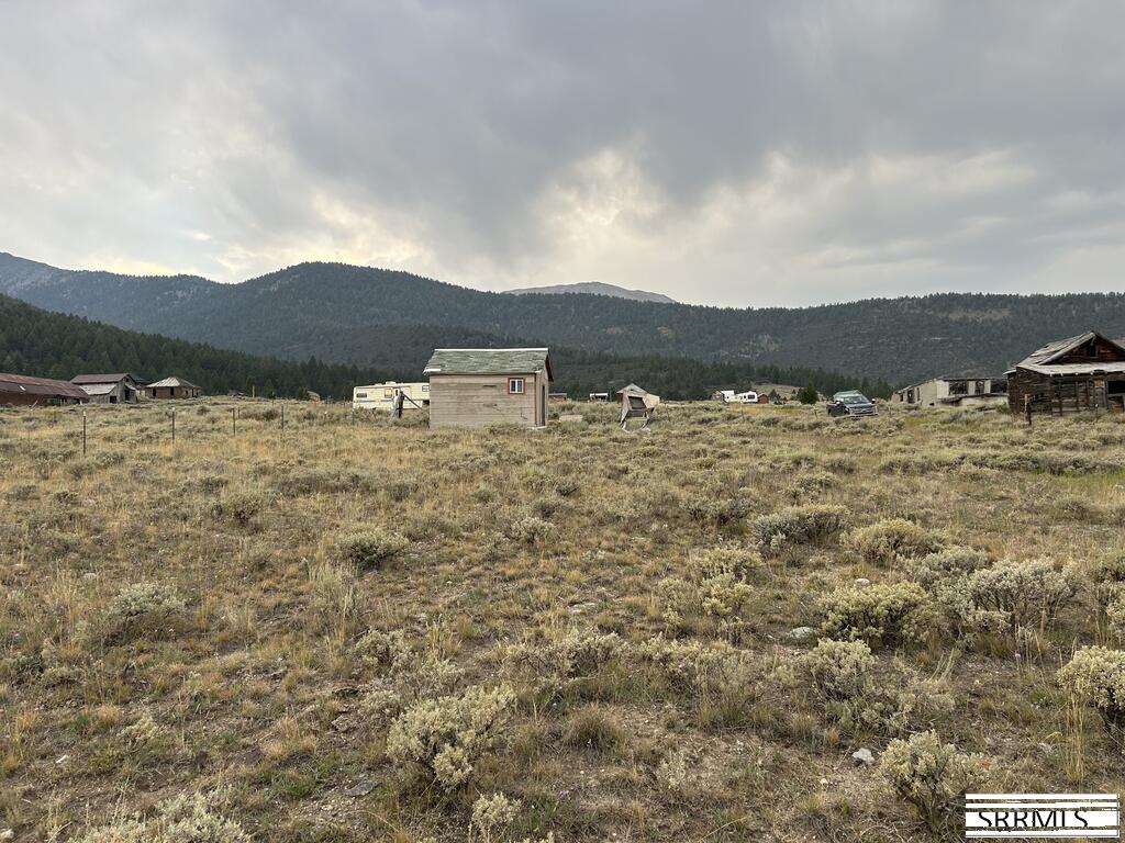 Land in Gilmore 3