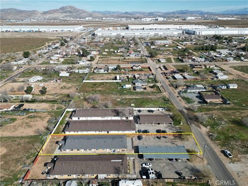 11800 White Ave, Adelanto, CA, 92301-1560 | Card Image
