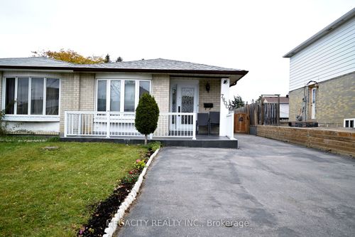 7800 Priory Cres, Mississauga, ON, L4T3H5 | Card Image