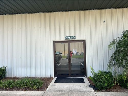 4426-4426 Ne 83rd Rd, WILDWOOD, FL, 34785-9186 | Card Image
