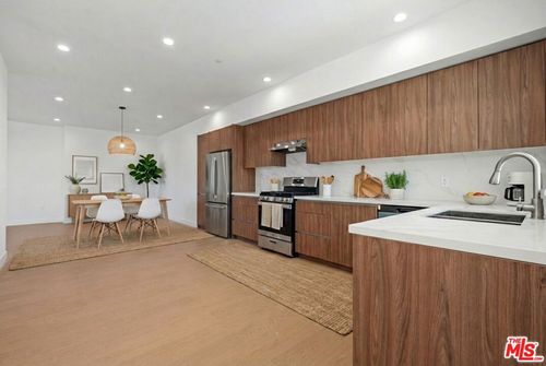 301-1717 Winona Boulevard, Los Angeles, CA, 90027 | Card Image