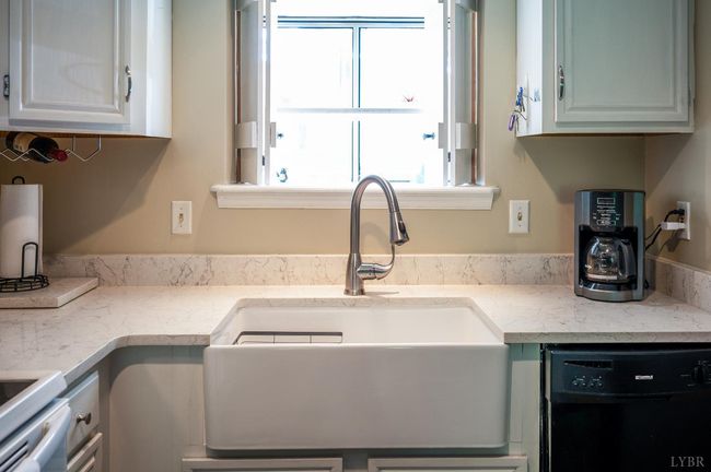17 Jefferson Village Dr, Townhouse with 2 bedrooms, 2 bathrooms and null parking in Forest VA | Image 10