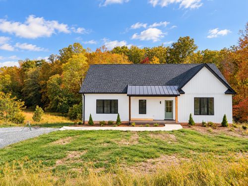 464 Bellview Rd, Appomattox, VA, 24522 | Card Image