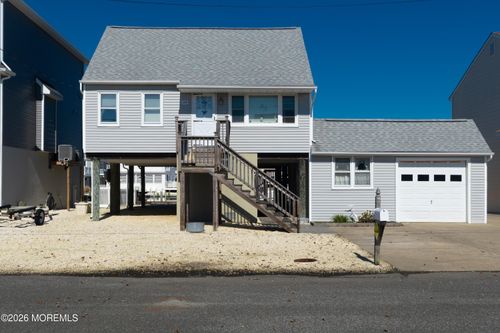 28 Willard Dr, Manahawkin, NJ, 08050-4225 | Card Image