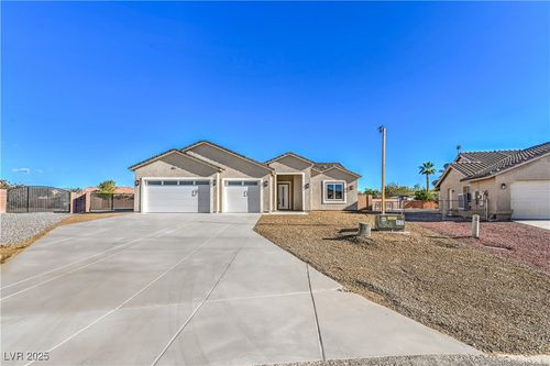 5111 Andover Ct, Pahrump, NV, 89061-7778 | Card Image