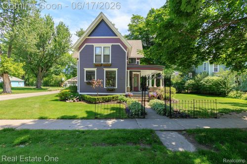 342 N Main St, Romeo, MI, 48065-4622 | Card Image