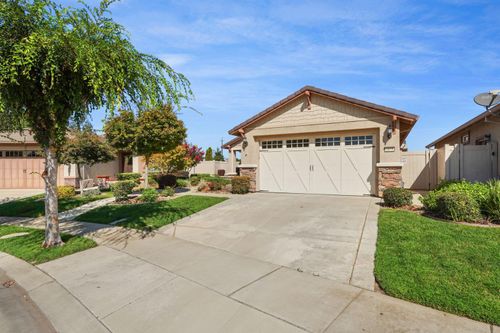 2053 Shady Oak St, Manteca, CA, 95336-5203 | Card Image
