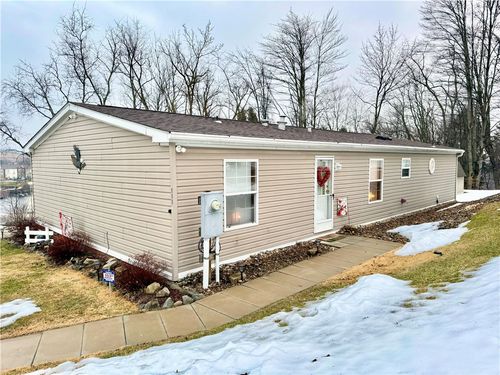 111 Pembrooke Dr, Delmont, PA, 15626-1655 | Card Image