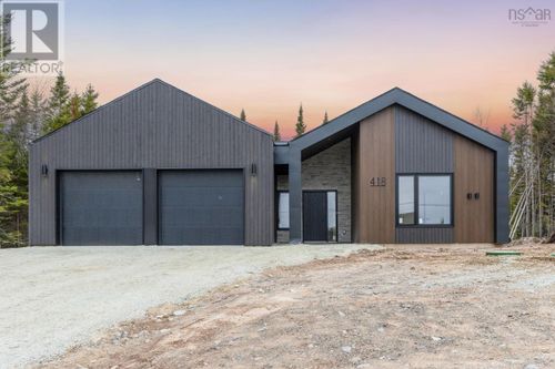 5019 Zaffre Dr, Middle Sackville, NS, B4E0X3 | Card Image
