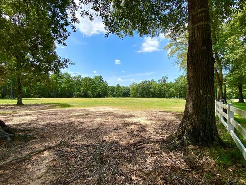 14109 Horseshoe Bnd, Conroe, TX, 77384-3521 | Card Image