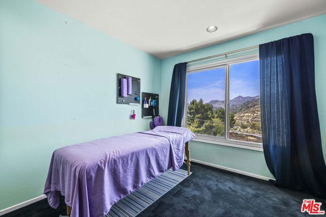 21683 Wo He Lo Trl, House other with 3 bedrooms, 4 bathrooms and null parking in Chatsworth CA | Image 23