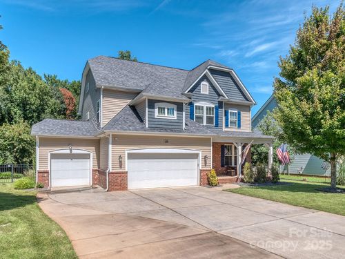 126 Misty Woods Dr, Lake Wylie, SC, 29710-8122 | Card Image