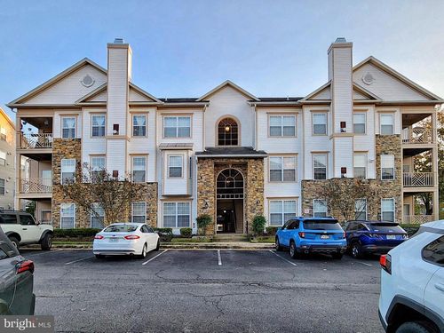 101-5909 Founders Hill Dr, ALEXANDRIA, VA, 22310-5457 | Card Image