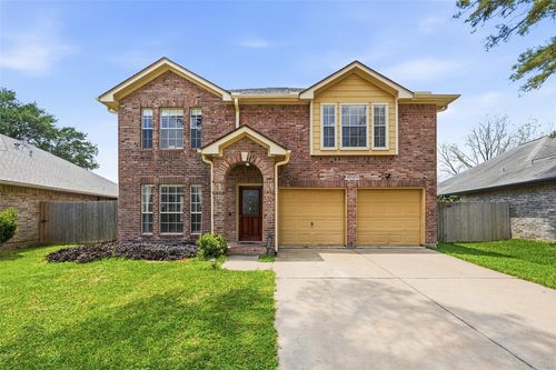 16938 Blue Mist Cir, Sugar Land, TX, 77498-4816 | Card Image