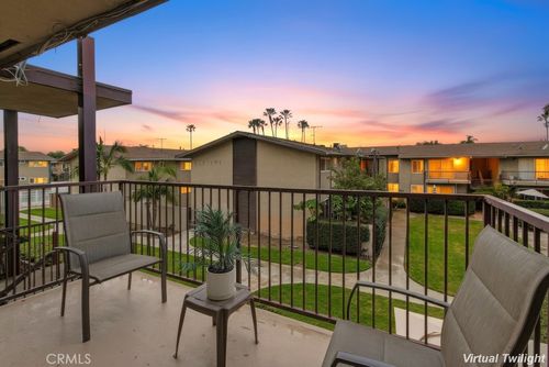 l-1860 W Glenoaks Ave, Anaheim, CA, 92801-3907 | Card Image
