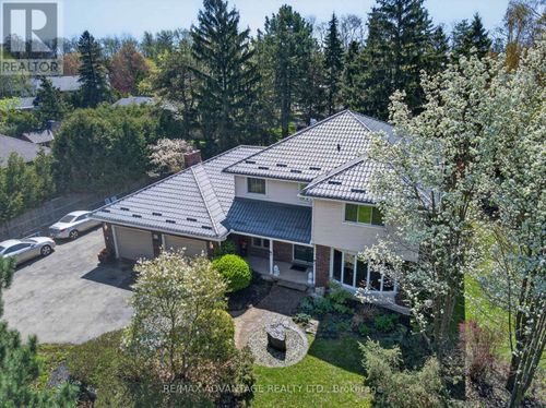 44 Northcrest Dr, London, ON, N5X3V8 | Card Image