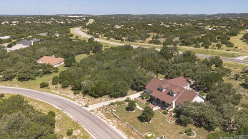 129 Blackbird Dr, Spring Branch, TX, 78070-5447 | Card Image