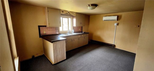 1835 Hillside Ave, House other with 3 bedrooms, 1 bathrooms and null parking in Ellwood City PA | Image 5