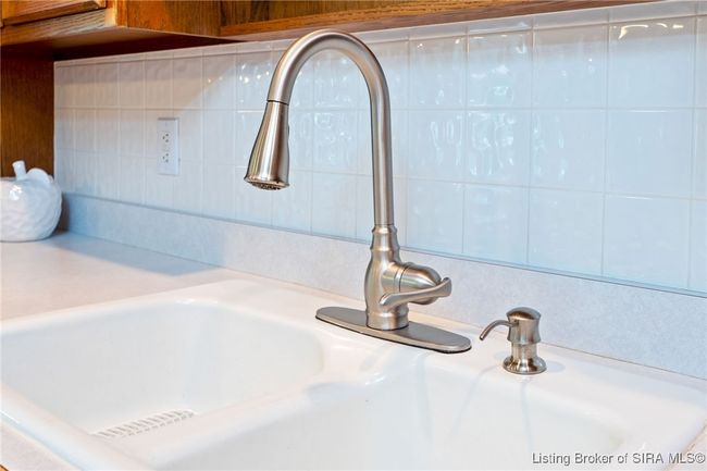 12615 Highway 31 N, Home with 4 bedrooms, 4 bathrooms and null parking in Memphis IN | Image 21