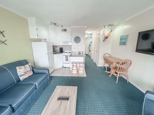 370-6102 Seawall Blvd, Galveston, TX, 77551-2031 | Card Image