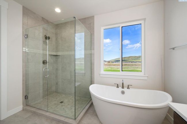 7207 Ambrosia St, Home with 4 bedrooms, 3 bathrooms and null parking in Kennewick WA | Image 15