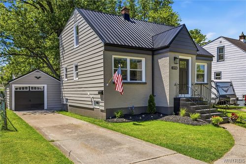 298 Lowell Rd, Tonawanda, NY, 14217-1222 | Card Image