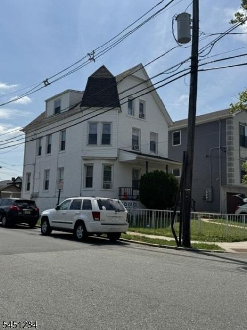 400 Maple Ave, Elizabeth, NJ, 07202-5517 | Card Image