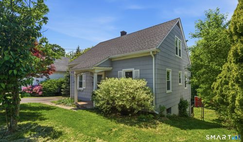 111 Orchard St, Ellington, CT, 06029-4211 | Card Image
