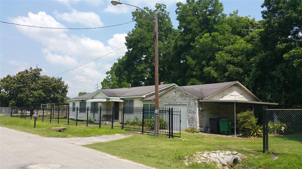 Ellington St, Houston, TX 77088