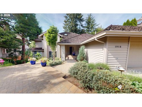 1912 Sunburst Ter, West Linn, OR, 97068-4801 | Card Image