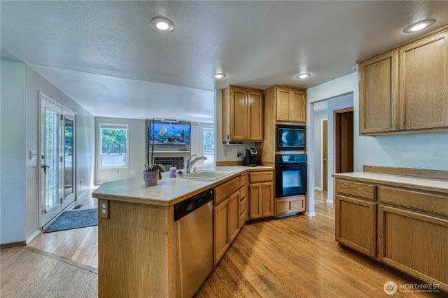 12281 Ridgepoint Cir Nw, House other with 4 bedrooms, 3 bathrooms and 3 parking in Silverdale WA | Image 12