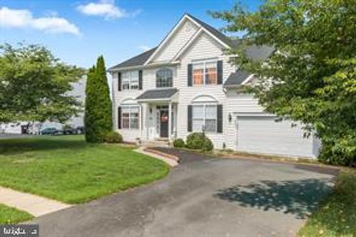 13270 Query Ln, WOODBRIDGE, VA, 22193-4571 | Card Image
