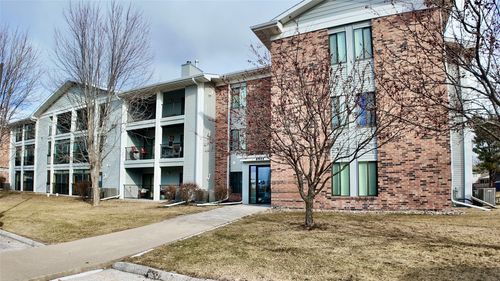 15-4821 86th St, Urbandale, IA, 50322-7316 | Card Image