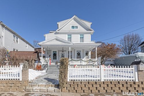 578 Beechmont Ave, Bridgeport, CT, 06606-3710 | Card Image