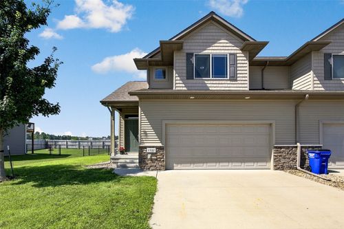 1132 Redbud Ave, Tiffin, IA, 52340-4901 | Card Image