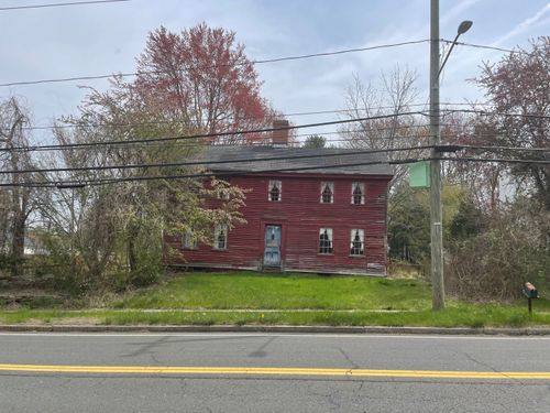 279 Keeney St, Manchester, CT, 06040-7033 | Card Image