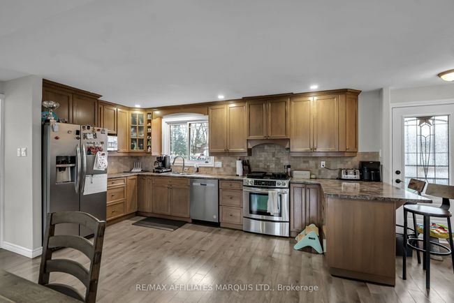 5 Fraser St, House other with 3 bedrooms, 2 bathrooms and 5 parking in Saint Andrews West ON | Image 5