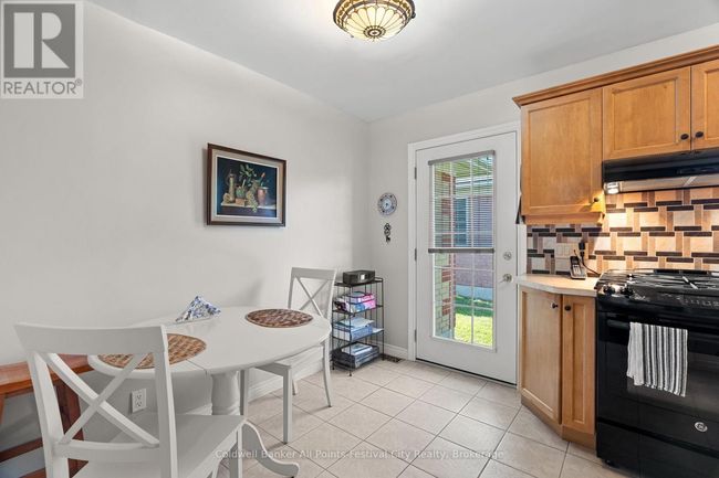 411 Warren St, House other with 2 bedrooms, 2 bathrooms and 3 parking in Goderich ON | Image 11