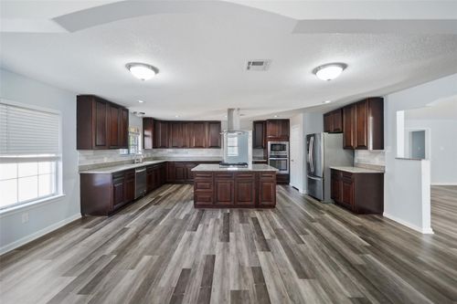5107 Whittier Oaks Dr, Friendswood, TX, 77546-3225 | Card Image