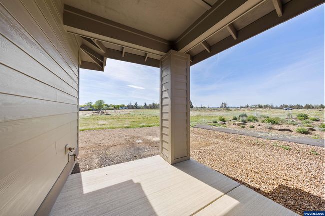2522 Nw Redwood Cir, House other with 1 bedrooms, 2 bathrooms and null parking in Redmond OR | Image 7