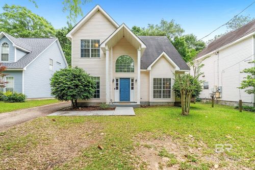 815 Wesley Ave, Mobile, AL, 36609-5133 | Card Image