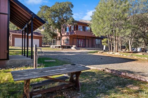 3300 Cook Peak Rd, Lake Isabella, CA, 93240-9748 | Card Image